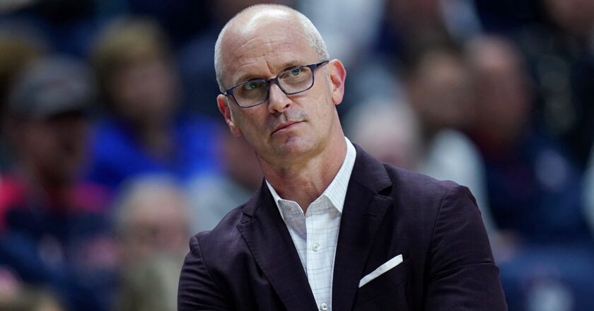 NCAA basketball: UConn’s Dan Hurley throws tantrum after loss to Arizona