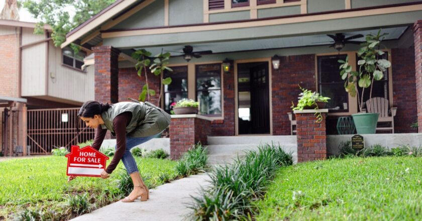 US housing market expected to improve slightly in 2026