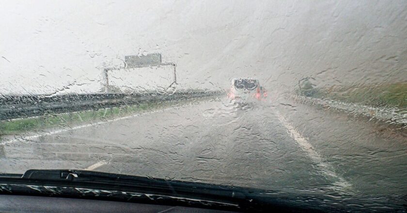 RAC recommends rubbing car windows with £1 item to &lsquo;banish fog&rsquo;