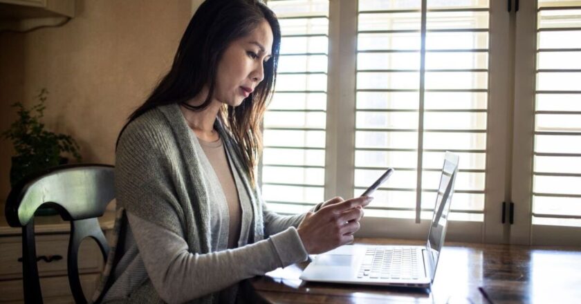 Brits warned that two mistakes could ‘drain bank account in seconds’ | Personal Finance | Finance