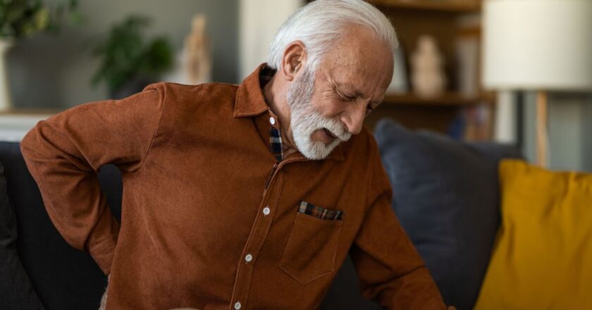 Arthritis and back pain could mean £441 every four weeks | Personal Finance | Finance