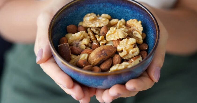 Daily peanuts boost brain blood flow and memory in older adults, study finds