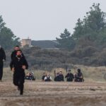 la Défenseure des droits critique l’emploi d’armes pour empêcher les départs de migrants