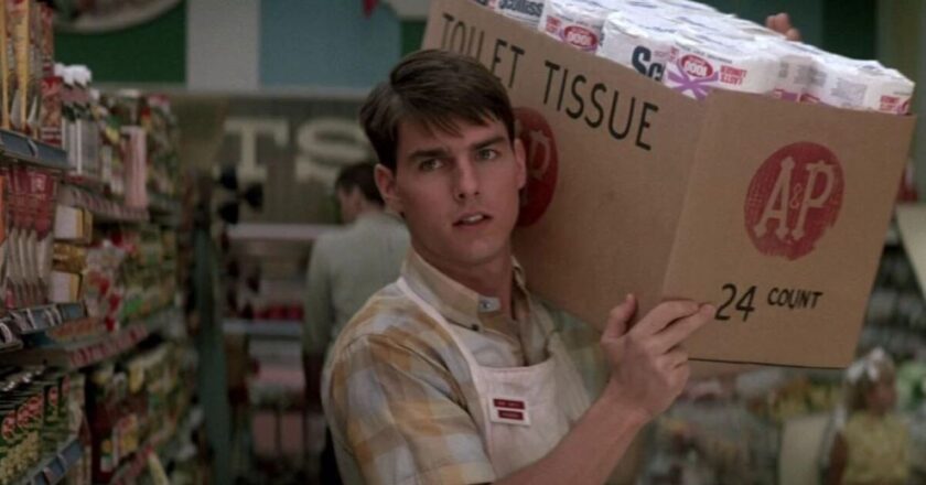 War film starring Tom Cruise named as ‘best of all time’ – on Amazon Prime | Films | Entertainment