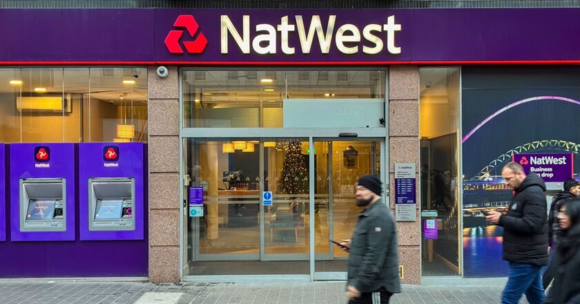 Anyone with Natwest account told of major change as date confirmed | Personal Finance | Finance