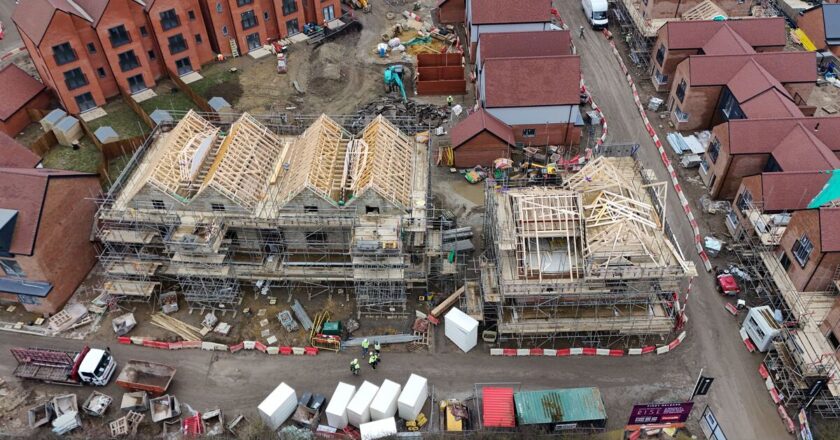 UK housebuilding stuck in deepest slump since Covid pandemic | Personal Finance | Finance