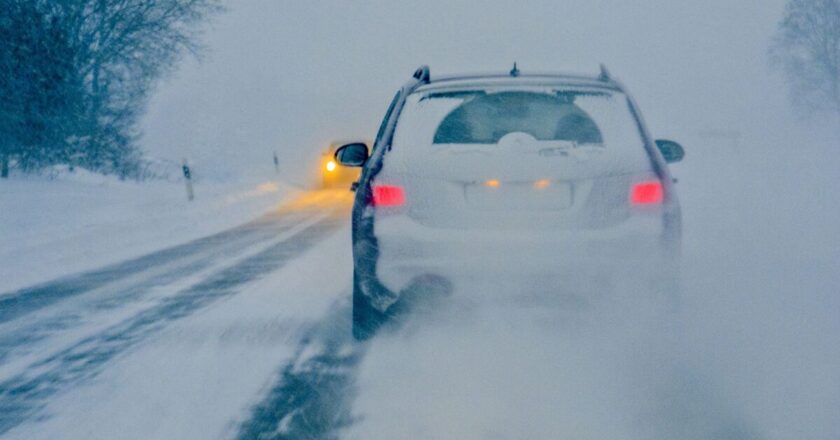 Drivers told to take certain action if car skids on icy roads
