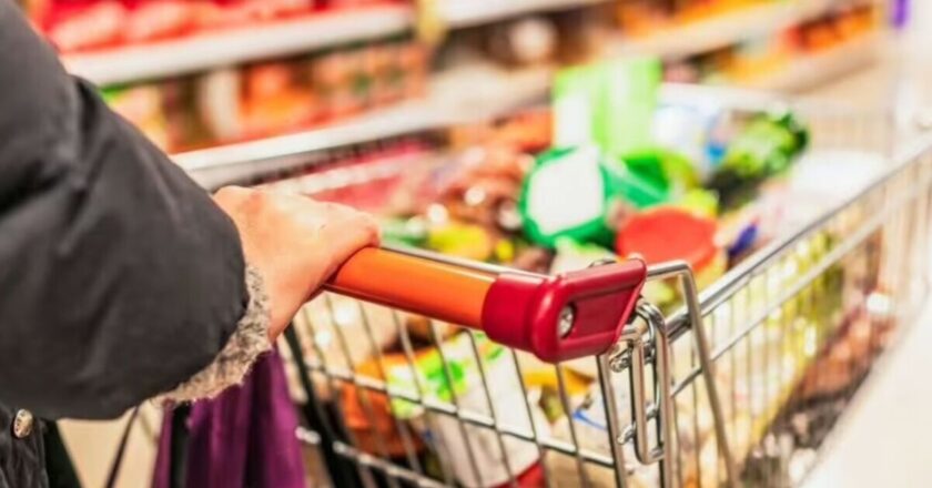 Households handed £90 supermarket and energy vouchers from Thursday | Personal Finance | Finance