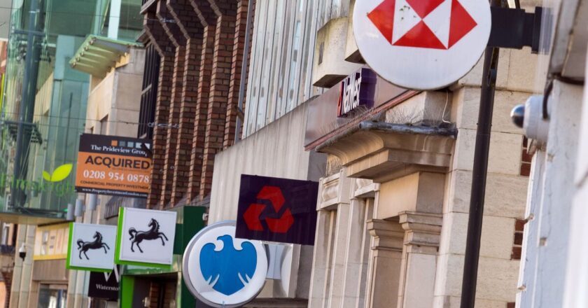 Three major banks slash mortgage rates in ‘important’ market signal | Personal Finance | Finance