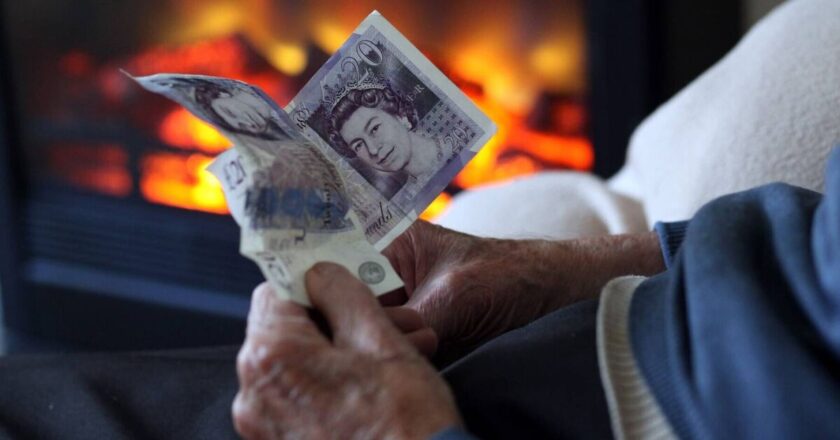 HMRC issues important Winter Fuel Payment update for pensioners | Personal Finance | Finance