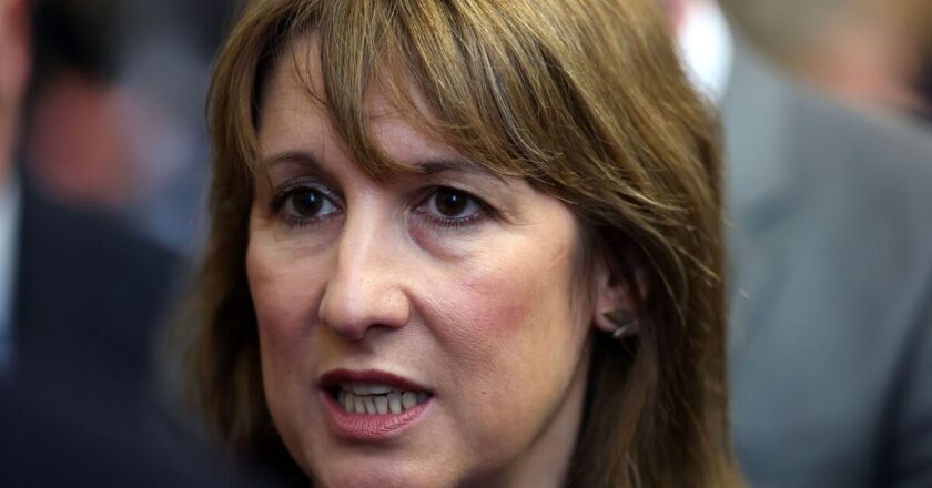 Personal tax threshold £12.570 update as ‘1.3m extra’ get HMRC letters | Personal Finance | Finance