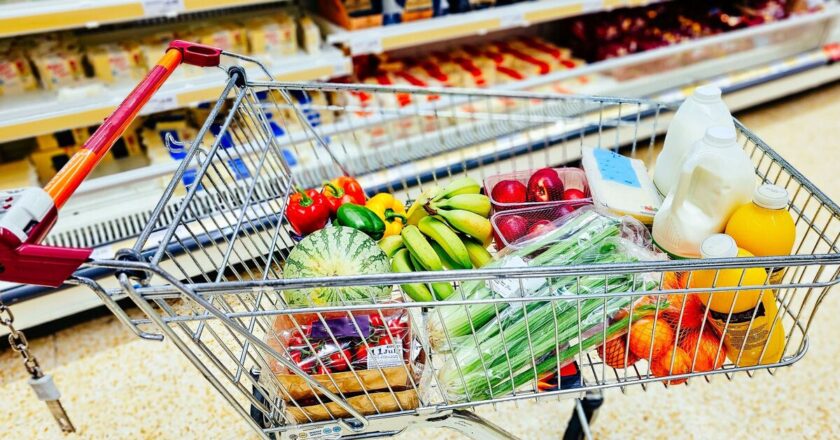 State pensioners handed £85 to spend in supermarkets in January | Personal Finance | Finance
