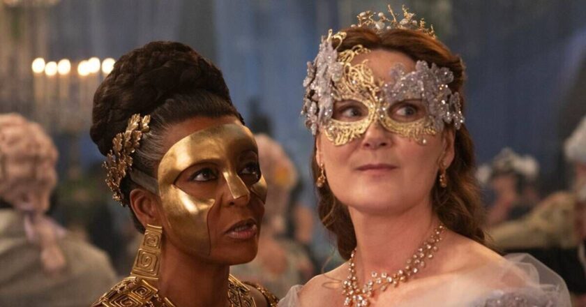 Bridgerton boss teases spin-off news with ‘existing characters’ | TV & Radio | Showbiz & TV