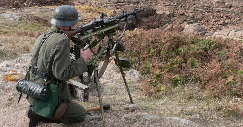 &lsquo;Masterpiece&rsquo; WW2 film from German perspective not on streaming – How to watch | Films | Entertainment