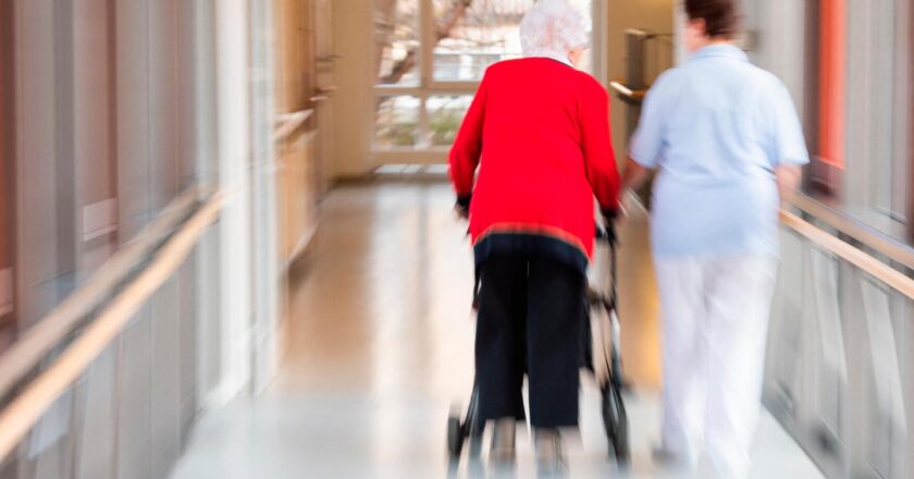 « Une des conséquences inévitables du vieillissement démographique, en France, est la hausse des dépenses sociales »