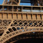 La tour Eiffel va honorer pour la postérité 72 femmes de science