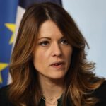 « Jack Lang a pris la seule décision possible », réagit la porte-parole du gouvernement, Maud Bregeon, à la démission du président de l’Institut du monde arabe, mis en cause pour ses liens avec Jeffrey Epstein