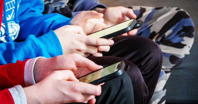 Apple launches age verification tool for 18+ apps in some US states, countries