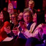 Jean-Luc Mélenchon confirme son soutien à la Jeune Garde lors d’une conférence de presse triée sur le volet