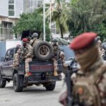 des tirs nourris près de la prison centrale de Conakry, un blindé des forces spéciales déployé