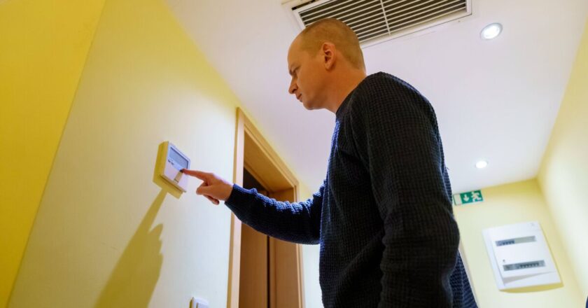 I asked experts the ideal thermostat temperature – they gave the same number