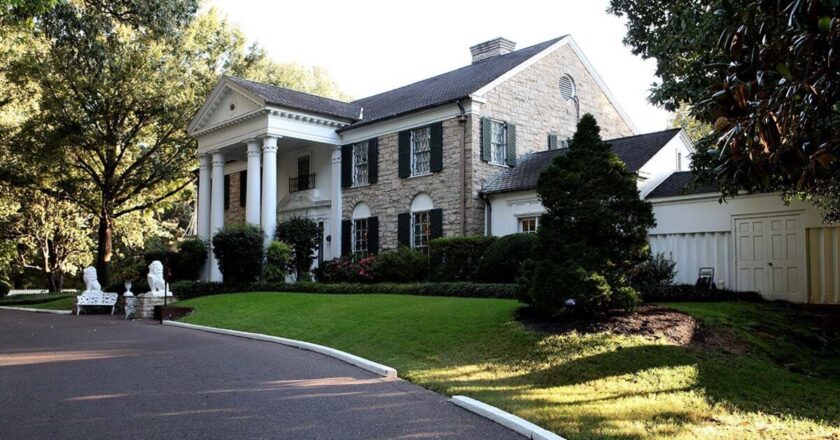 Inside Elvis Presley’s laundry room that’s not on the Graceland tour | Music | Entertainment