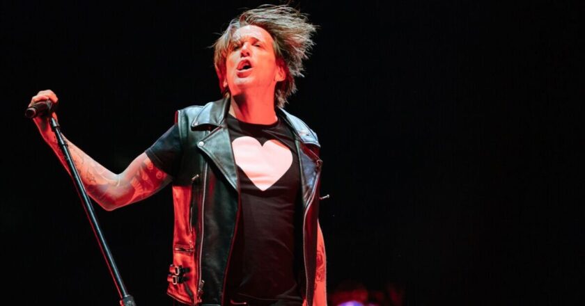 Alexisonfire teams up with Billy Talent for double-headline tour | Music | Entertainment