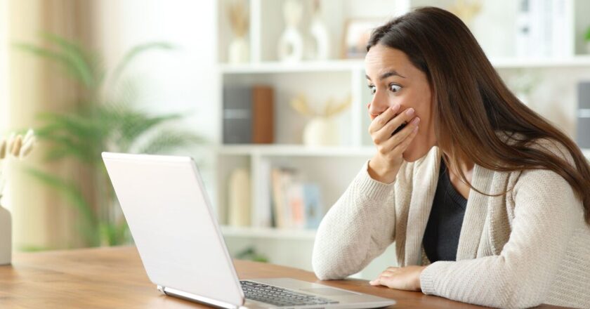 HMRC alerts Brits born between these years could be owed £2,200 – ‘unclaimed’ cash | Personal Finance | Finance