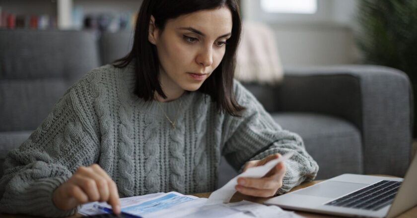 Households encouraged to follow 4-minute EDF Energy rule to save £60