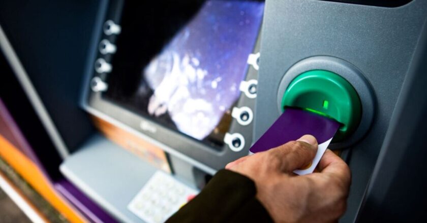 Expert warning to anyone with over £1,000 in bank accounts | Personal Finance | Finance