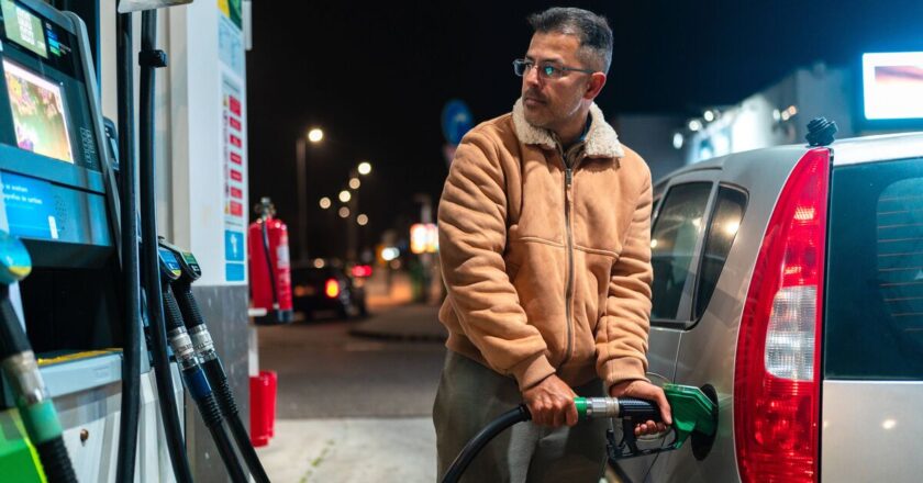 ‘Fill up now’ alert as petrol ‘could hit £2 per litre’ | Personal Finance | Finance