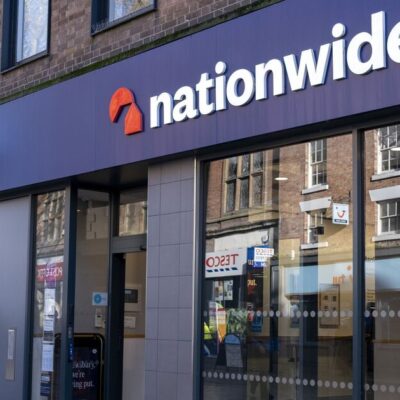 Nationwide customers have hours left to qualify for free £100 payout | Personal Finance | Finance