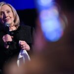 Hillary Clinton accuse Donald Trump de vouloir dissimuler des dossiers