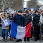 Emmanuel Macron va se pencher mardi sur la lutte contre les « groupes violents ultras ou extrêmes »