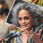 L’écrivaine Arundhati Roy annule sa venue à la Berlinale après que le jury a refusé de s’exprimer sur Gaza