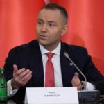 En Pologne, Karol Nawrocki, président nationaliste, bloque un texte visant à rétablir l’indépendance de la justice