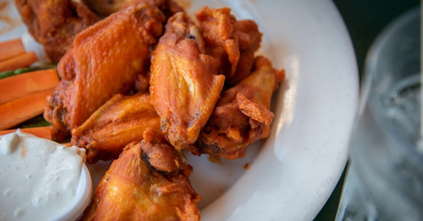 Buffalo Wild Wings can keep ‘boneless wings’ name, federal judge rules