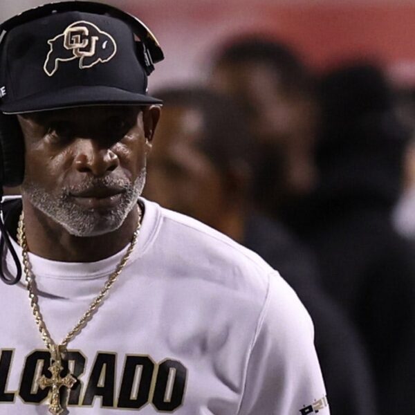 Deion Sanders faces criticism from former Colorado star