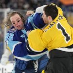 Stadium Series goalie fight breaks out during Lightning-Bruins game