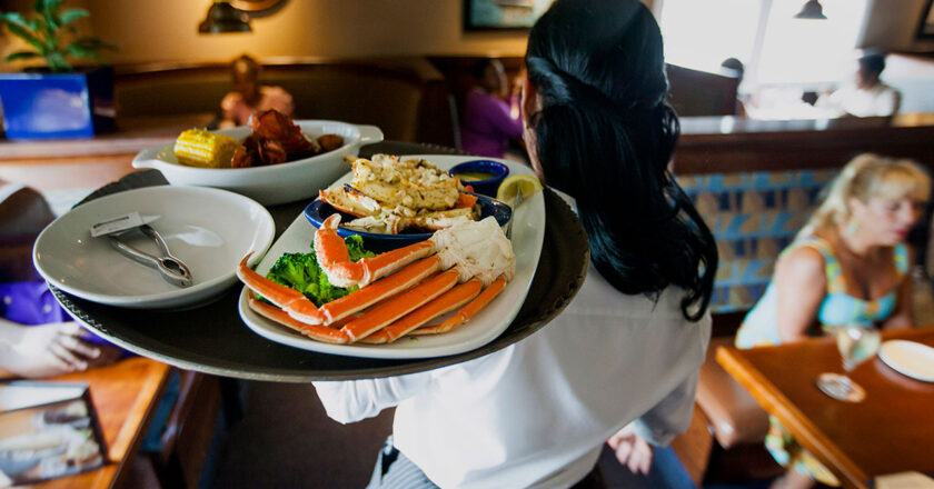 Red Lobster considers more restaurant closures after 2024 bankruptcy filing