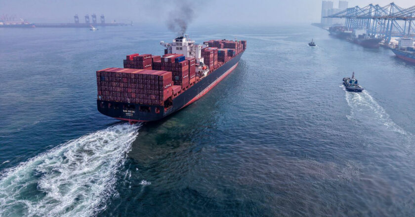 Chinese shipments to US midsize firms drop 20%, JPMorgan Chase finds