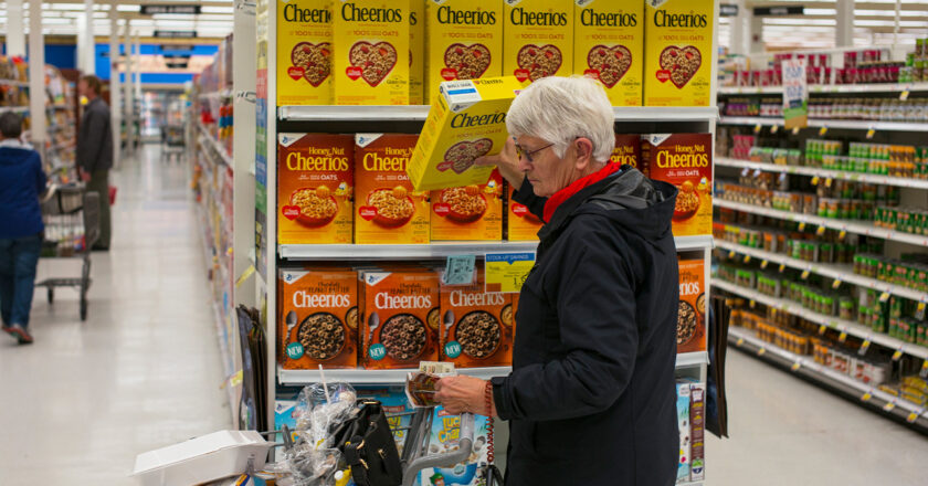General Mills cuts profit forecast as shoppers change buying habits
