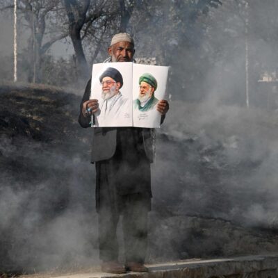 La mort du Guide suprême iranien, Ali Khamenei, provoque des manifestations dans plusieurs pays voisins