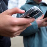 l’accès aux réseaux sociaux sera interdit aux jeunes de moins de 16 ans