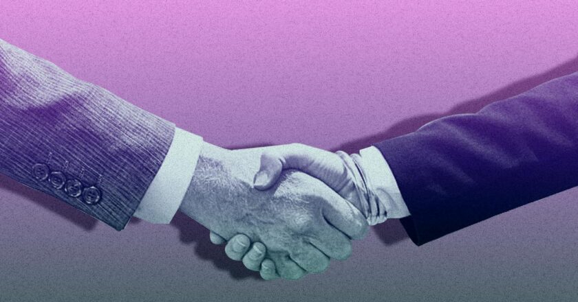 « Dans les milieux de pouvoir, les femmes, jeunes et belles, sont des marqueurs de statut social »