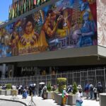 En Bolivie, confusion et ruée vers les banques en raison de l’annulation de billets volés après un accident d’avion