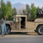 Entre l’Afghanistan et le Pakistan, les affrontements se poursuivent, des explosions entendues à Kaboul