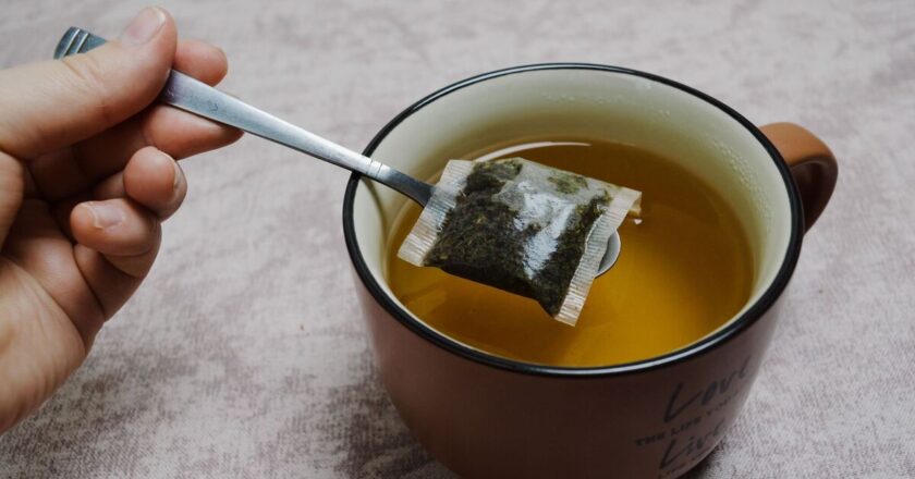 Spraying 3p tea around home can naturally repel spiders