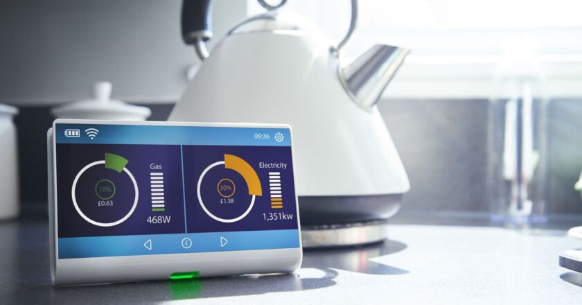 Government issues UK energy bills price update and plans for £150 April boost | Personal Finance | Finance