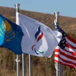 Aux Jeux paralympiques 2026, le retour très controversé des athlètes russes et biélorusses avec hymne et drapeau